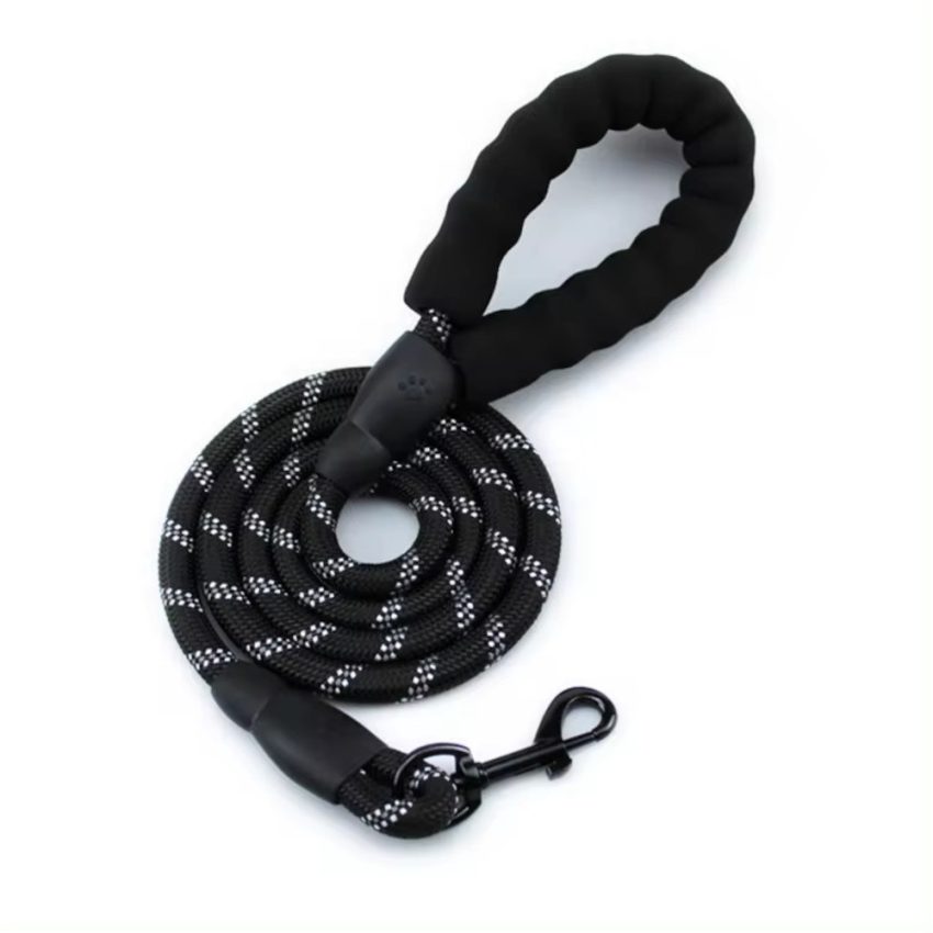 Black Dog Leash 1.50m x 1.20cm