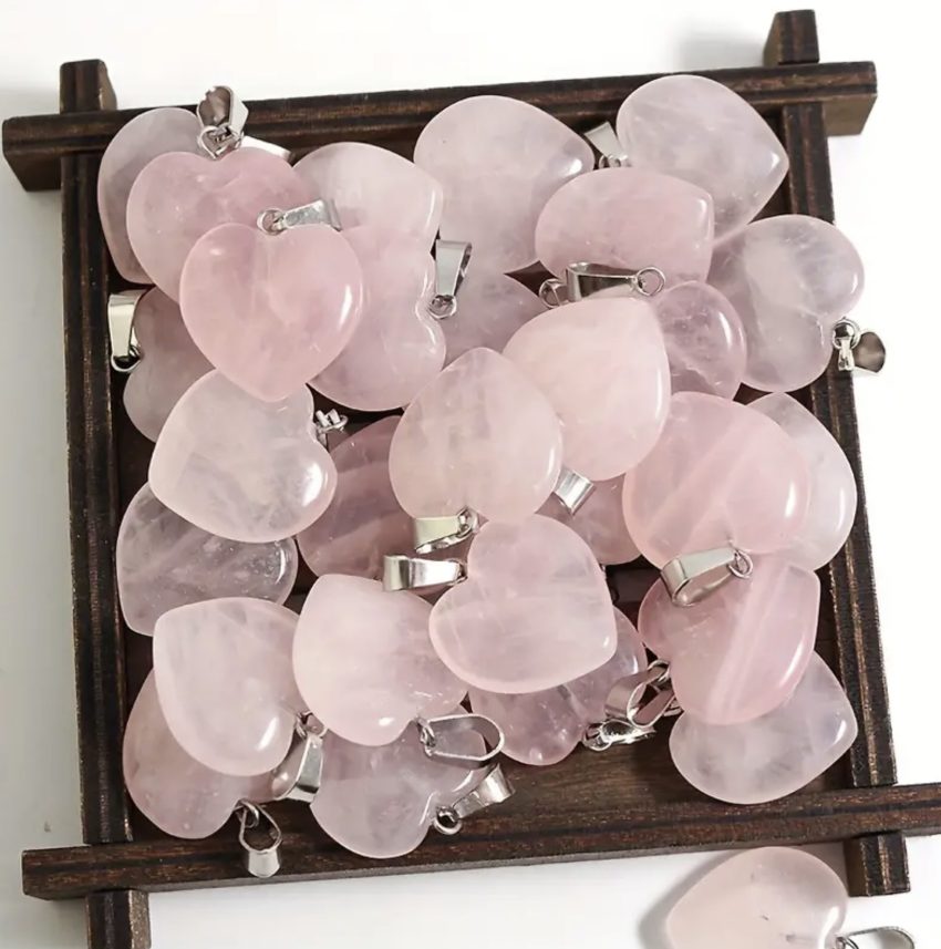 Necklace Light Rose Quartz Heart Gemstone